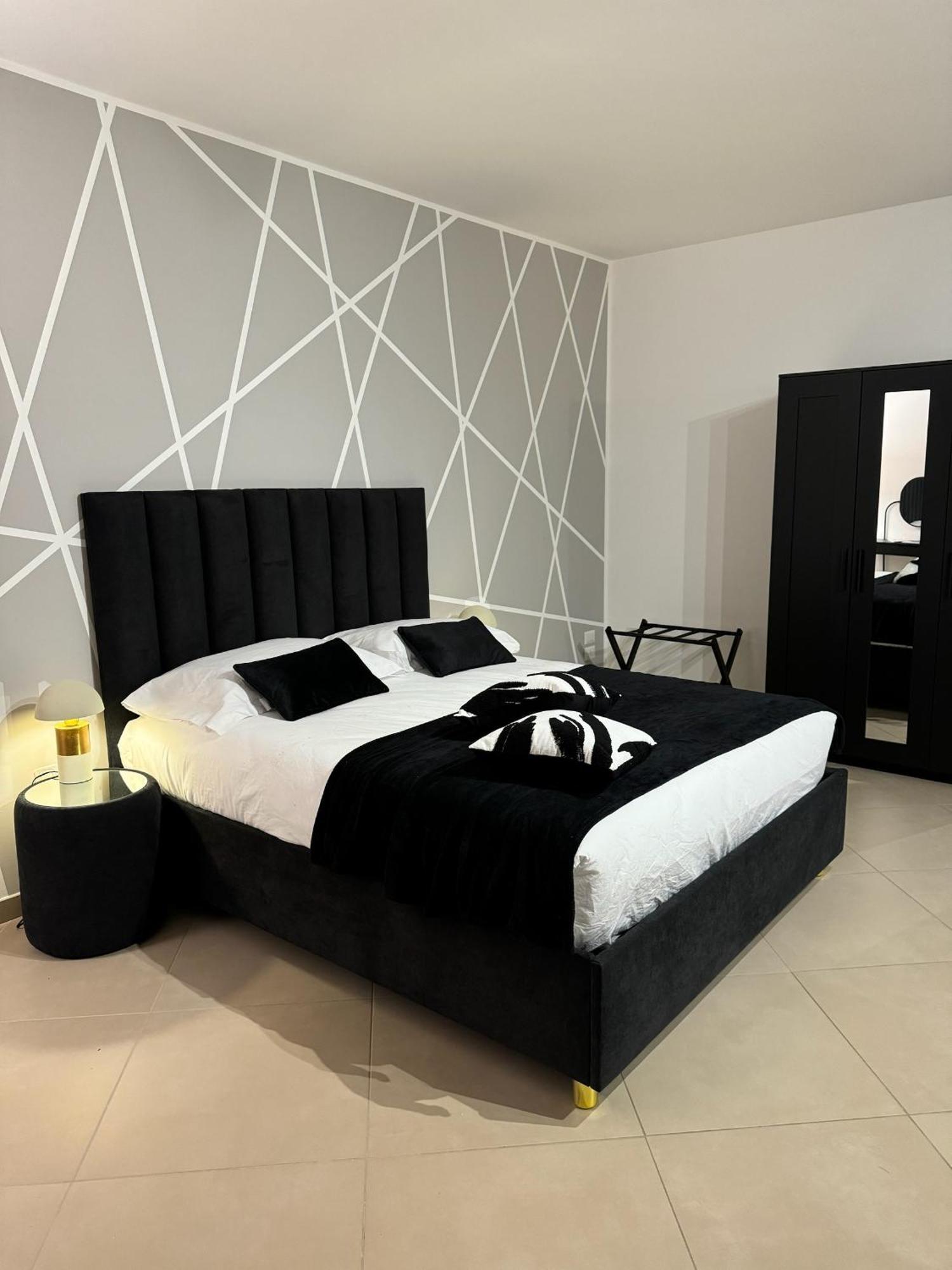 Samare Rooms & Apartments Bisceglie Esterno foto