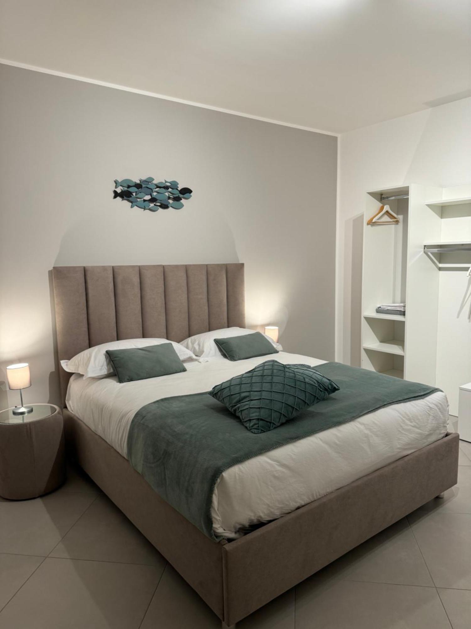 Samare Rooms & Apartments Bisceglie Esterno foto