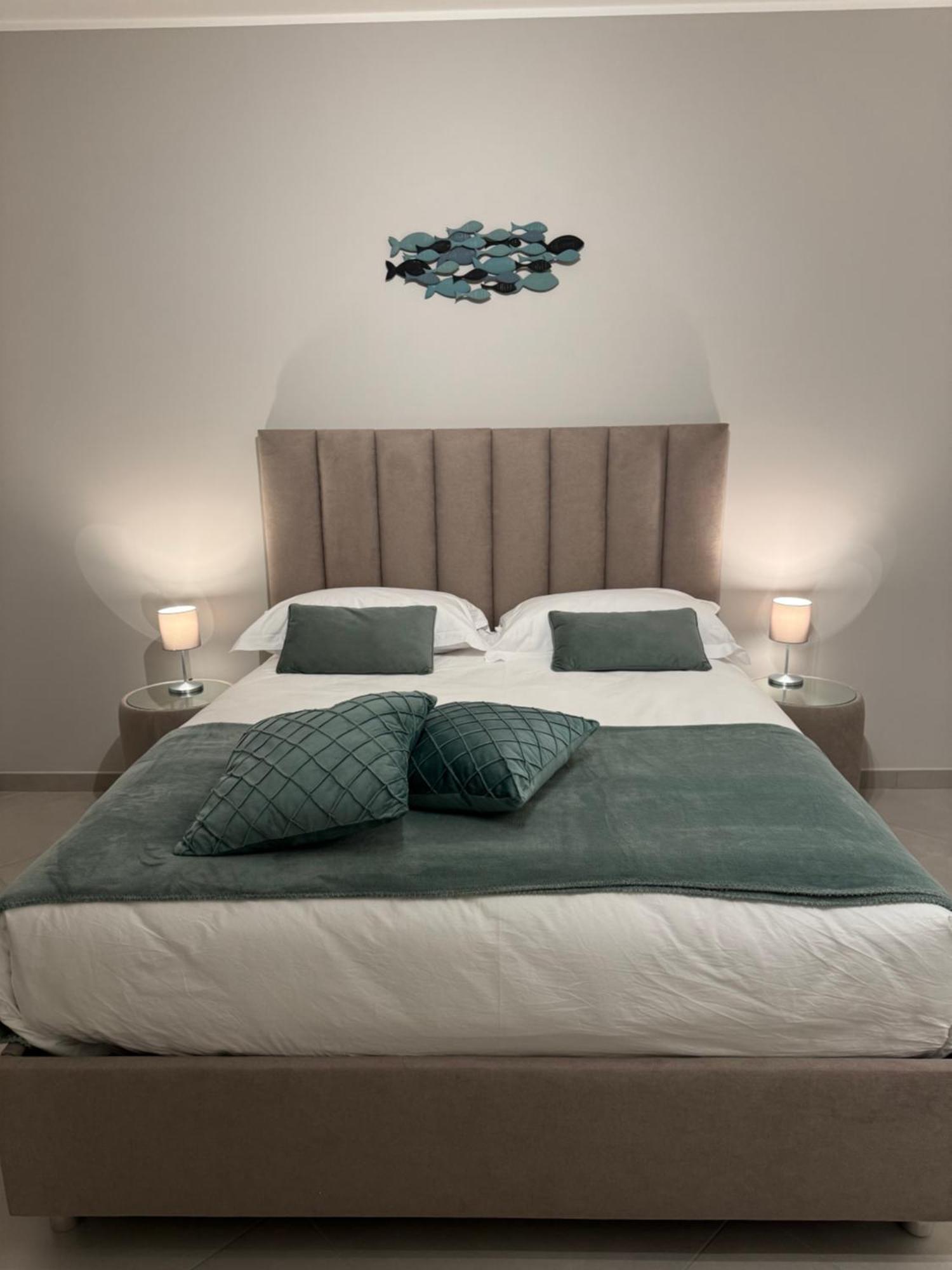 Samare Rooms & Apartments Bisceglie Esterno foto